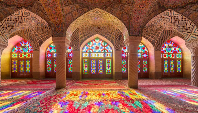 Shiraz Nasir Al Mulk moské